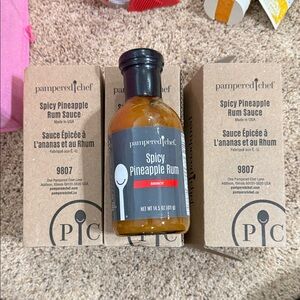 Pampered Chef Spicy Pineapple Rum Sauce with Black Cap